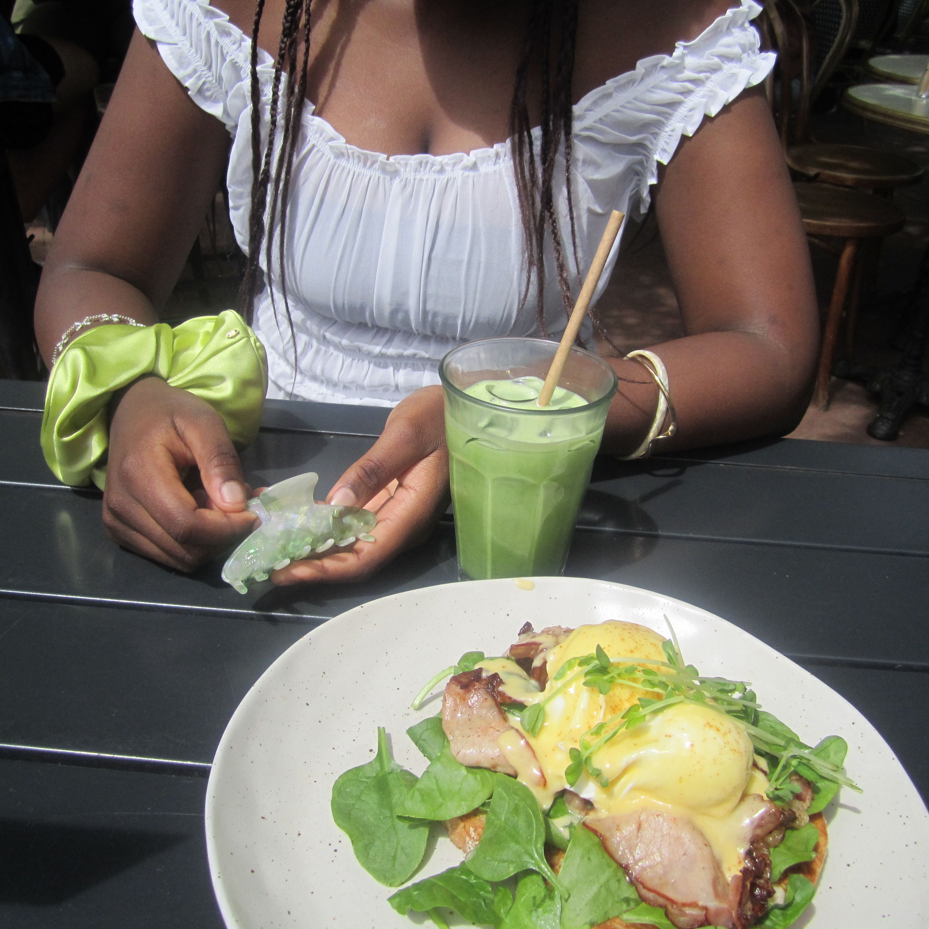 GREEN BUBBLES SCRUNCHIE
